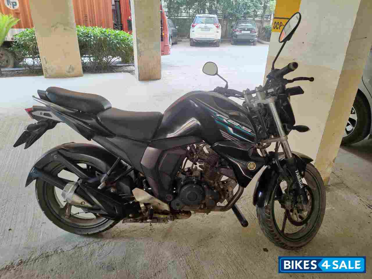 Blue Yamaha FZ-S FI V2 Blue Yamaha FZ-S FI V2