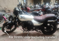 Bajaj Avenger Street 220