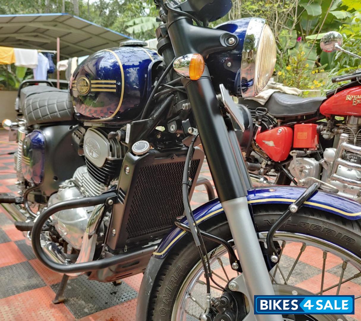 Jawa 42 Dual Channel ABS Orion Red Jawa 42 Dual Channel ABS Orion Red