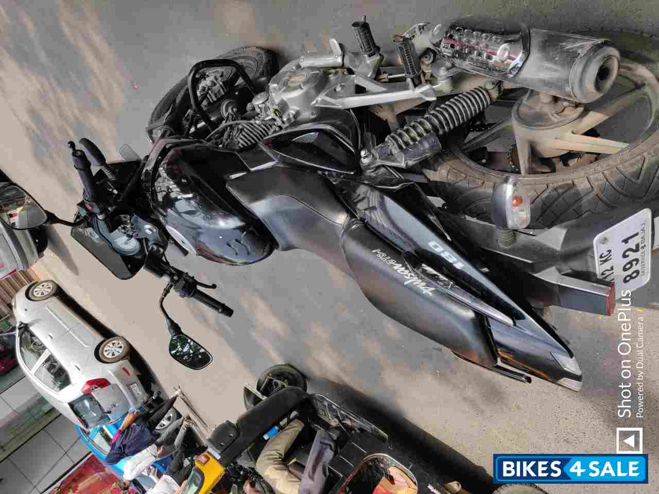 Black Bajaj Pulsar 180 Black Bajaj Pulsar 180