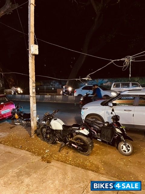 Royal Enfield Himalayan Bs IV Royal Enfield Himalayan Bs IV