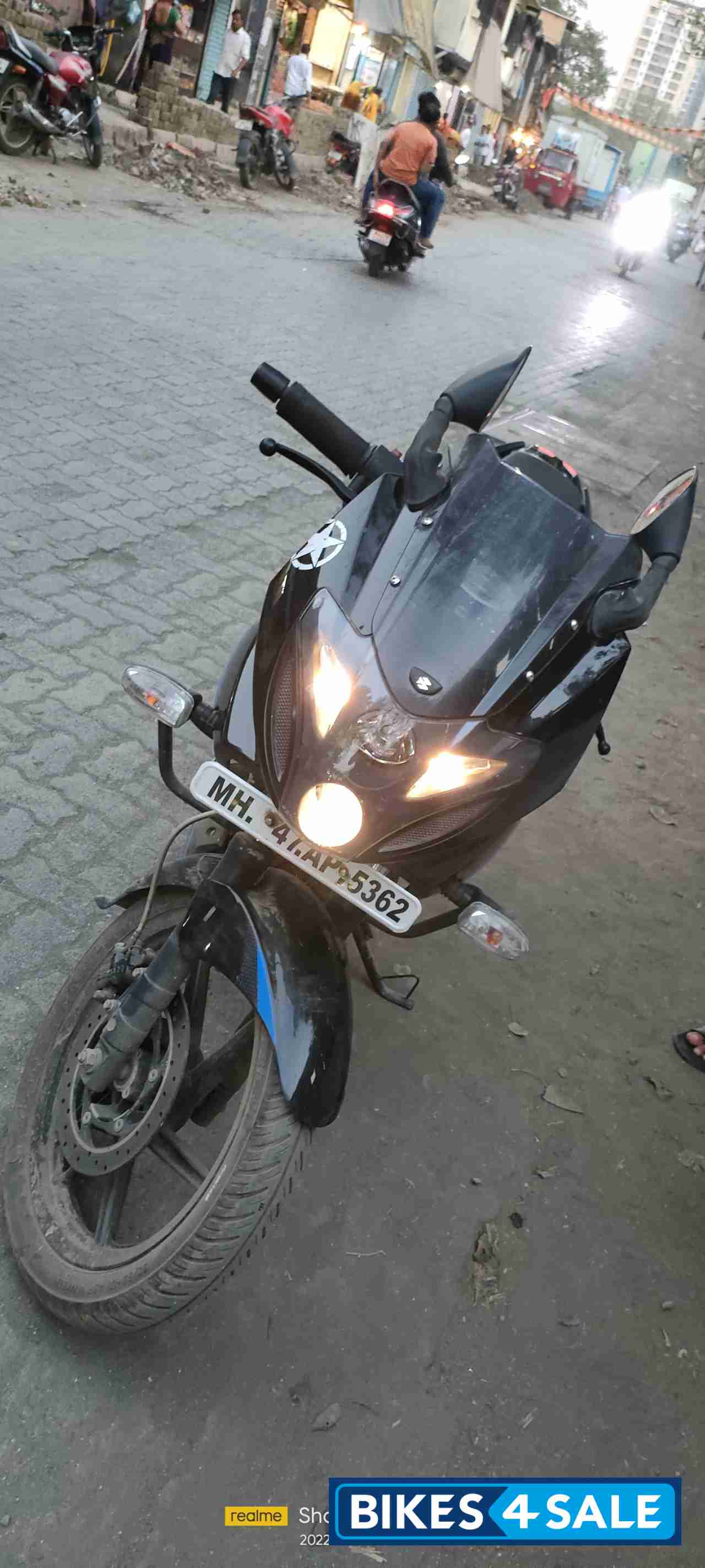 Blue Black Bajaj Pulsar 220F Blue Black Bajaj Pulsar 220F
