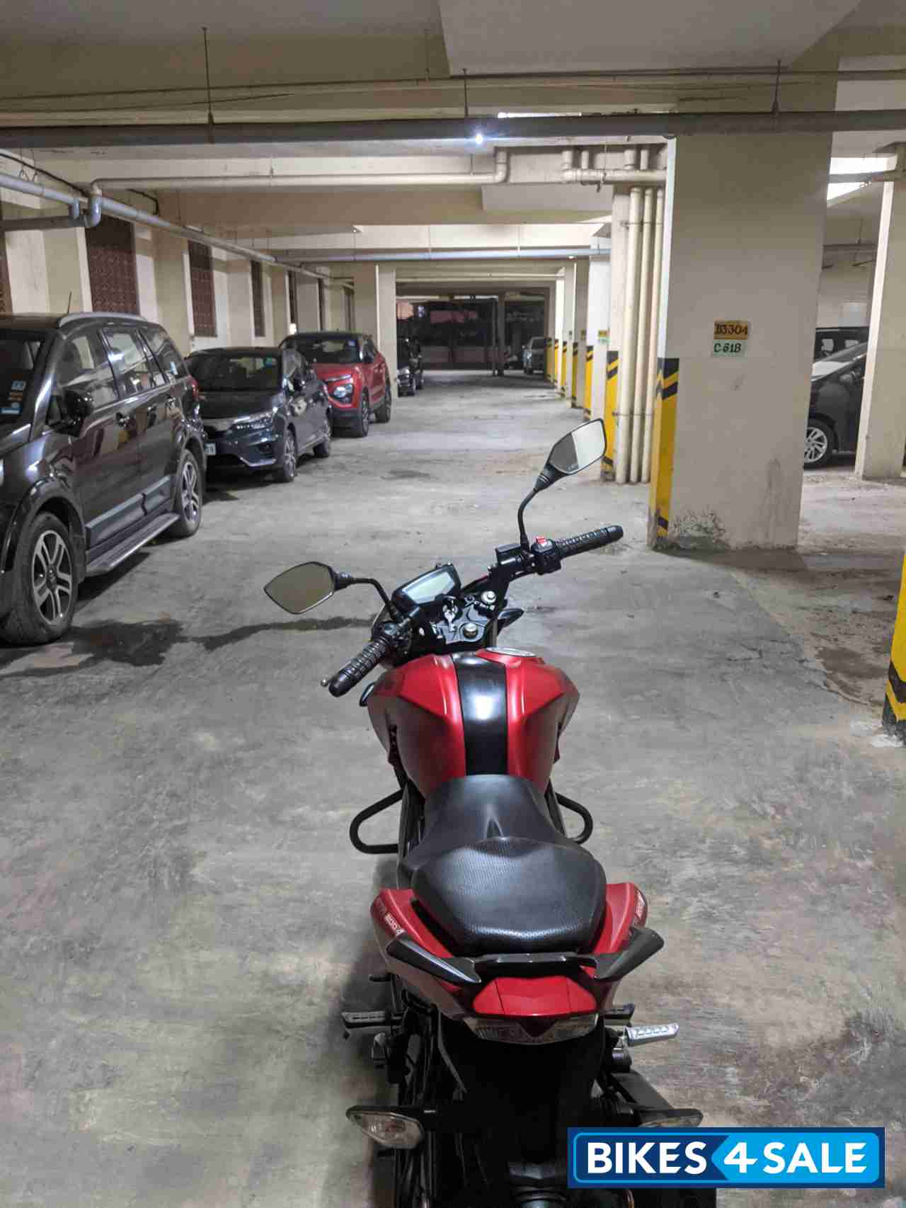 TVS Apache RTR 200 4V TVS Apache RTR 200 4V