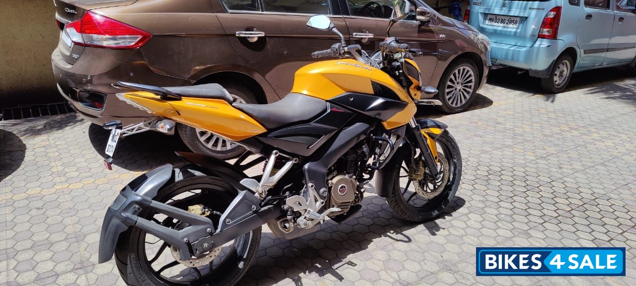 Bajaj Pulsar 200 NS Bajaj Pulsar 200 NS