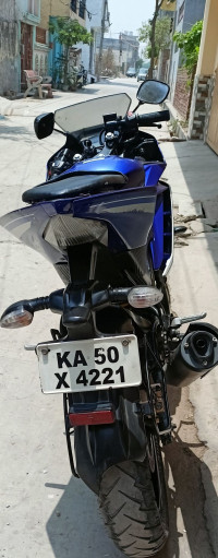 Blue Yamaha YZF R15 V2