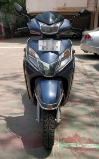 Midnight Blue Metallic Honda Activa 125 Premium Edition