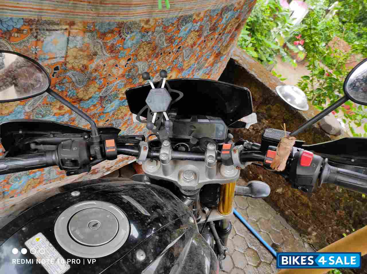 Black Yamaha FZ-S FI V2 Black Yamaha FZ-S FI V2