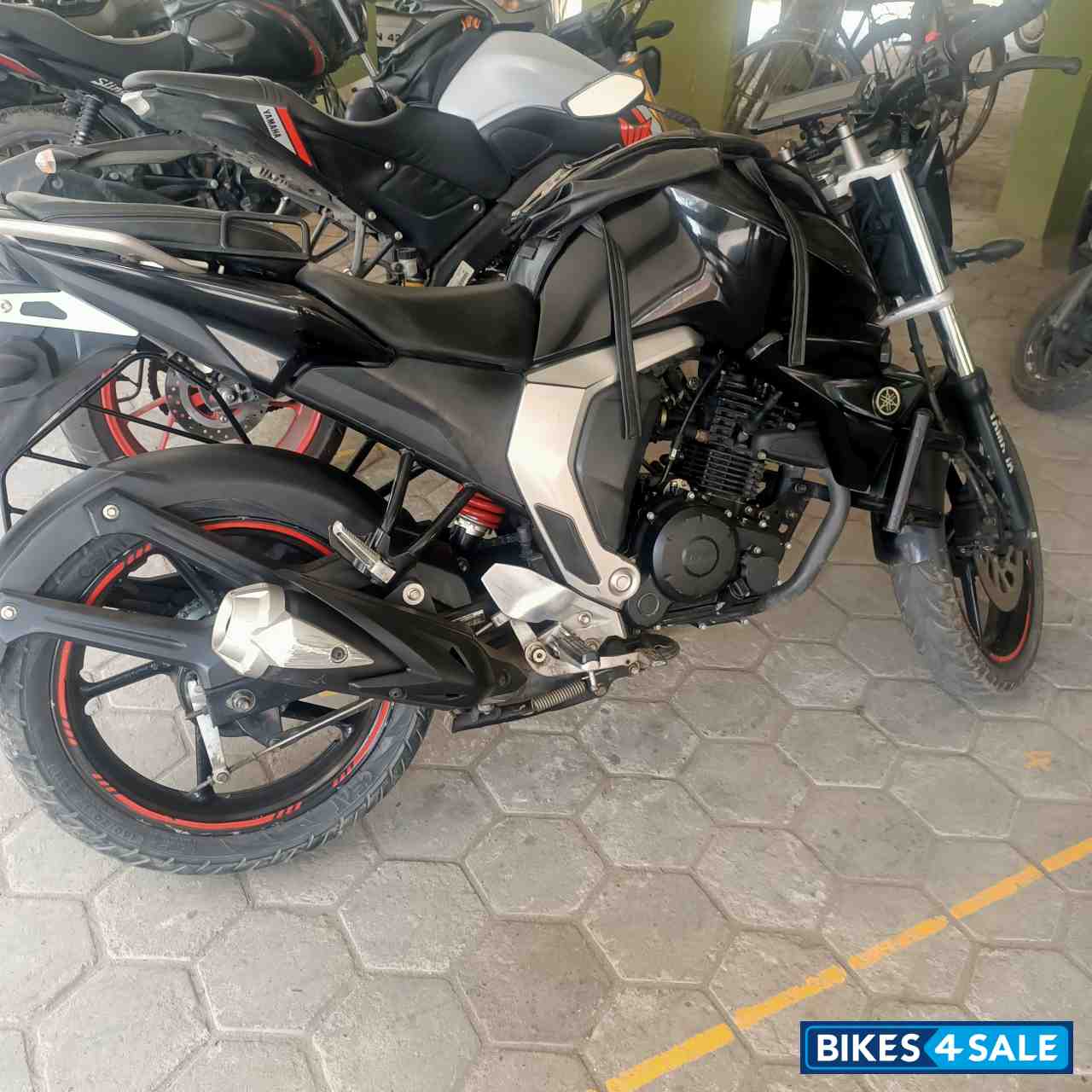 Yamaha FZ-S FI V2 Yamaha FZ-S FI V2