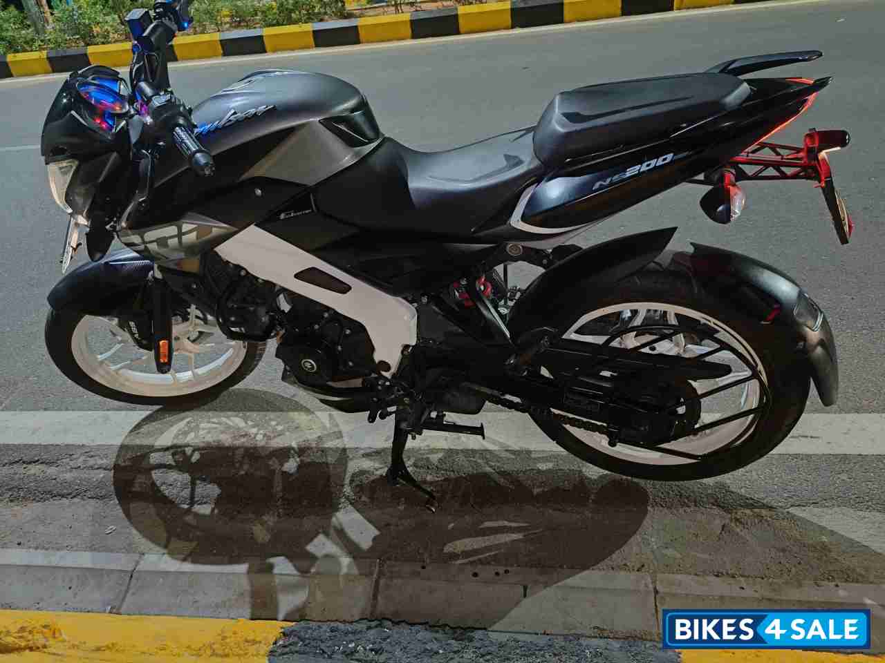 Bajaj Pulsar NS 200 BS6