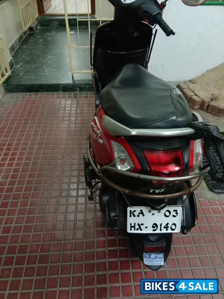 Red TVS Scooty Zest Red TVS Scooty Zest