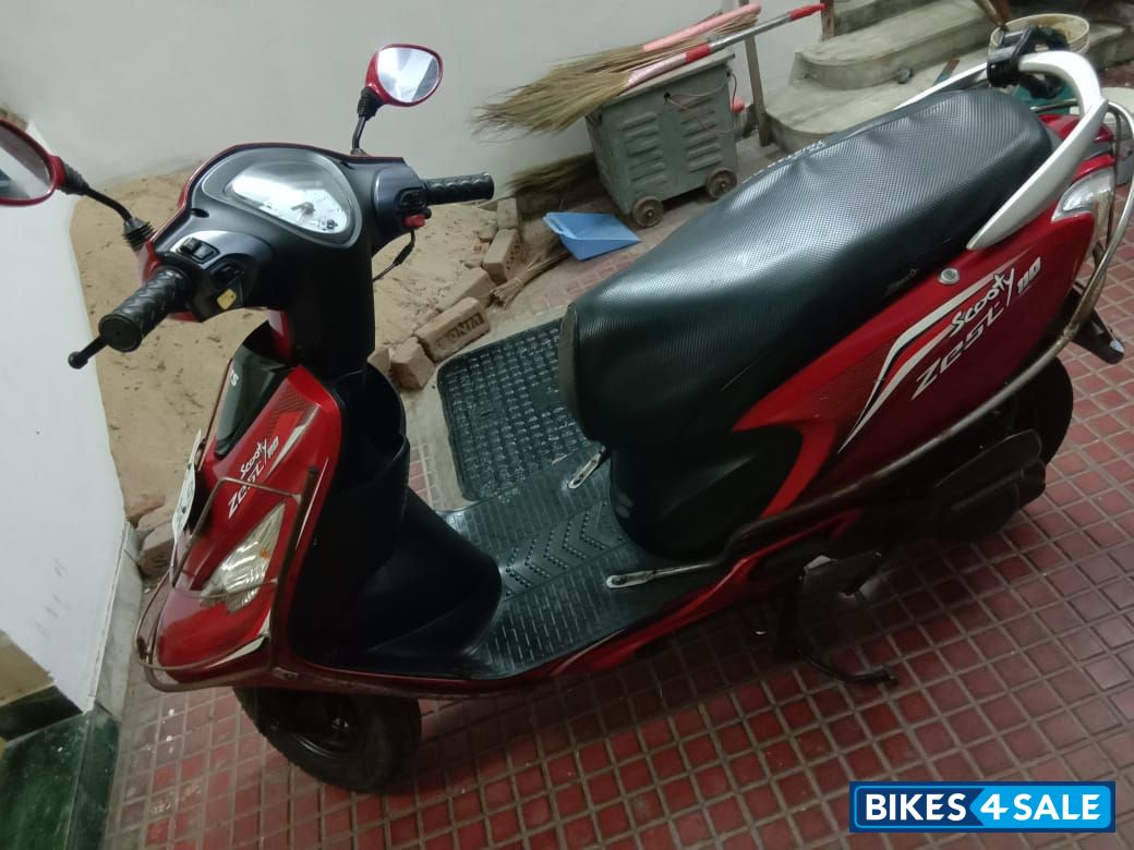 Red TVS Scooty Zest Red TVS Scooty Zest