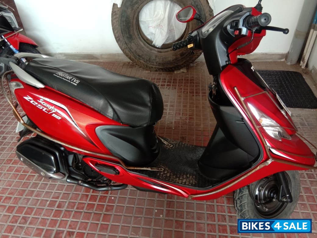 Red TVS Scooty Zest Red TVS Scooty Zest