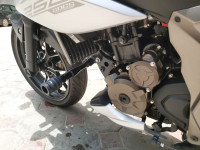 Black/silver Suzuki Gixxer 250