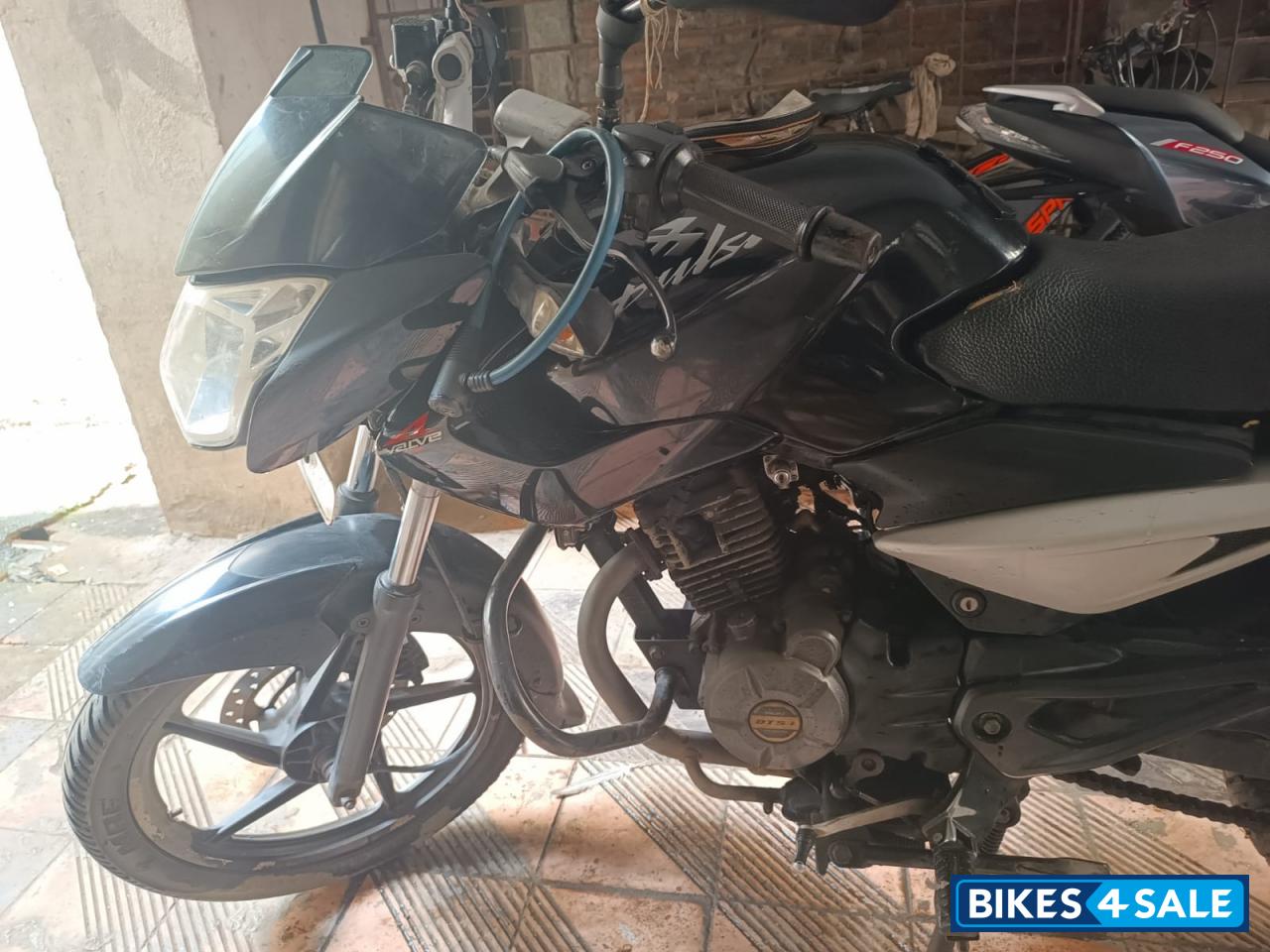 Bajaj Pulsar 135LS Bajaj Pulsar 135LS