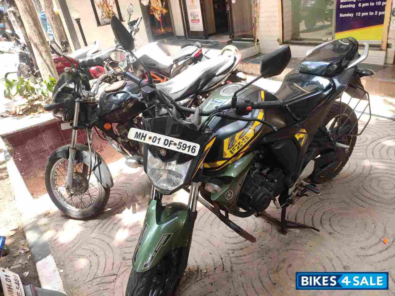 Yamaha FZ-S FI V2 Yamaha FZ-S FI V2