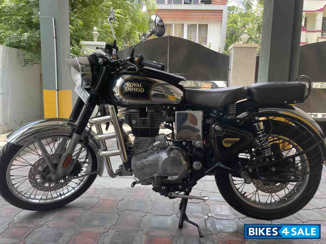 Chrome Black Royal Enfield Classic 350 BS VI Chrome Black Royal Enfield Classic 350 BS VI