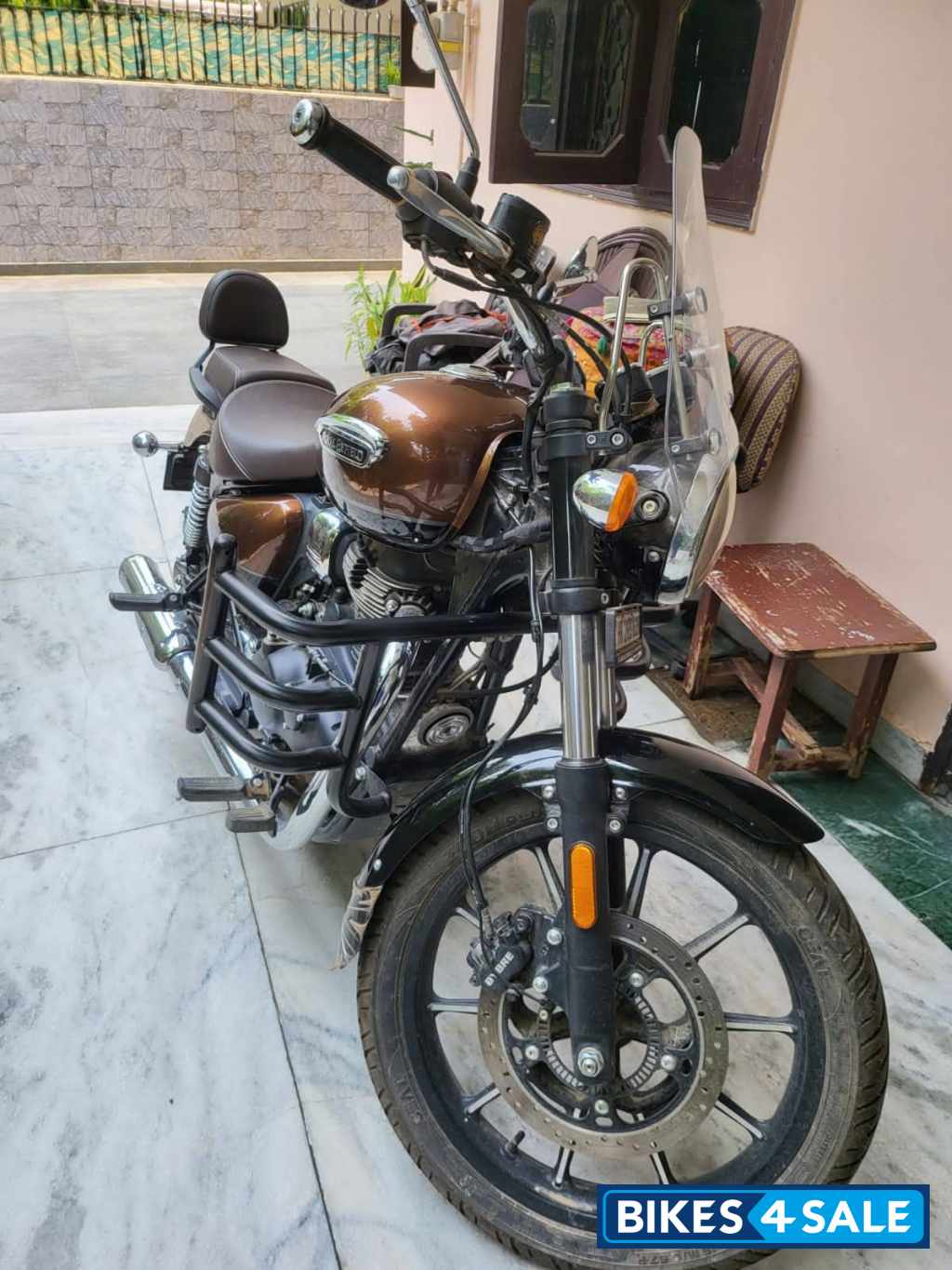 Brown Royal Enfield Meteor 350 Supernova