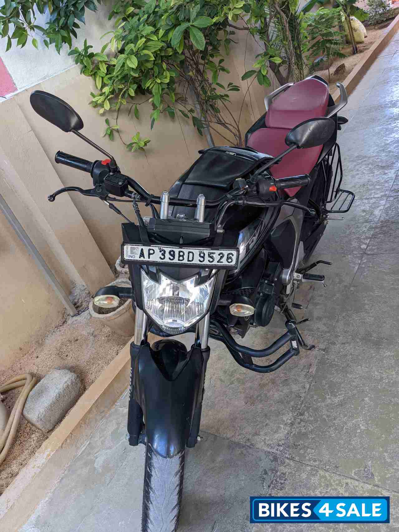 Yamaha FZ FI V2 Yamaha FZ FI V2