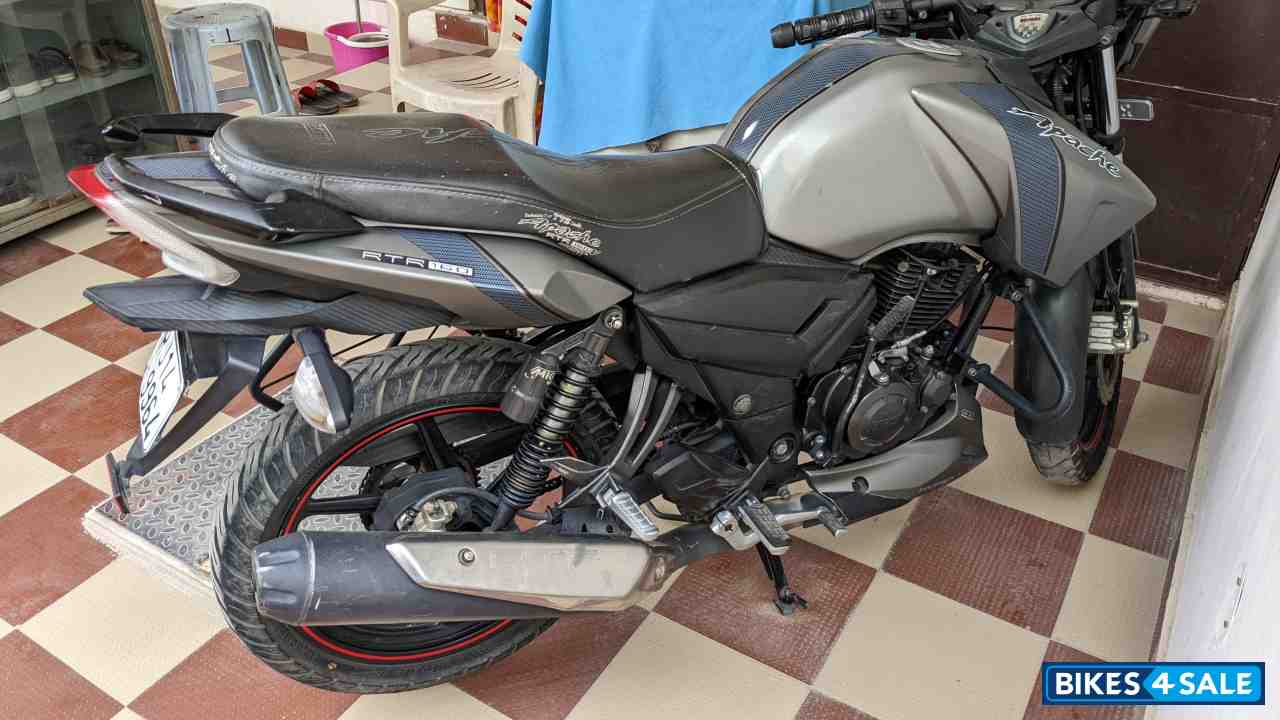 TVS Apache RTR 160 TVS Apache RTR 160