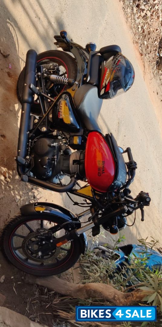 Fireball Red Royal Enfield Meteor 350 Fireball