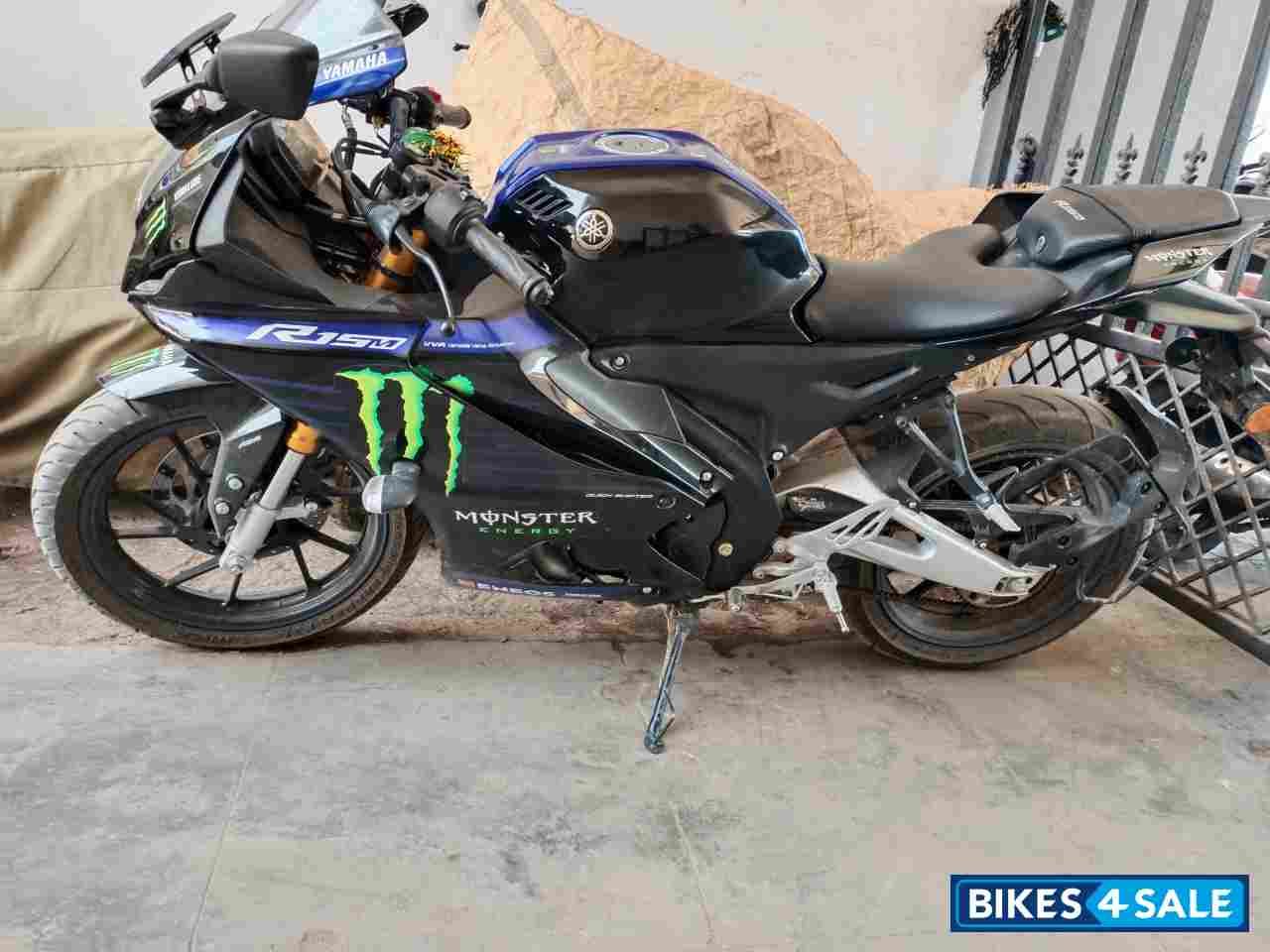 Yamaha R15M Yamaha R15M