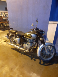 Royal Enfield Classic 350 BS VI