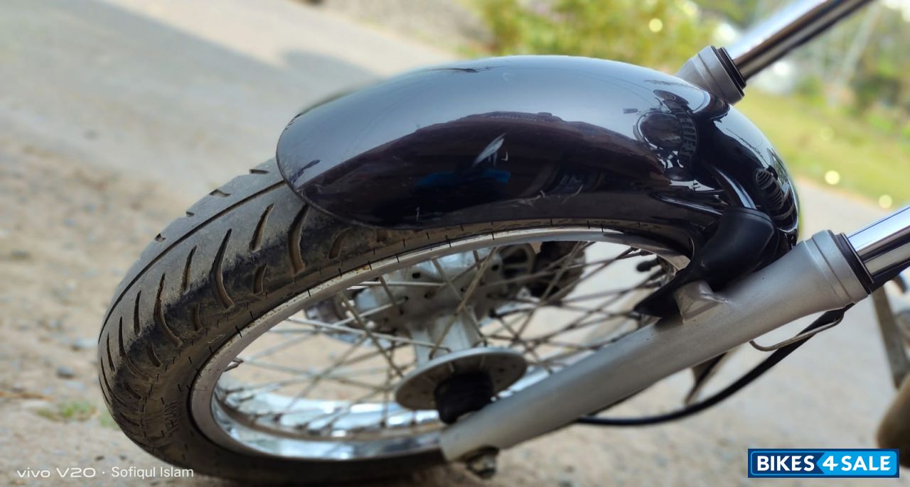 Bajaj Avenger Cruise 220 Bajaj Avenger Cruise 220