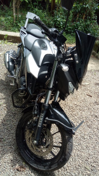 Matte Black Yamaha FZ25