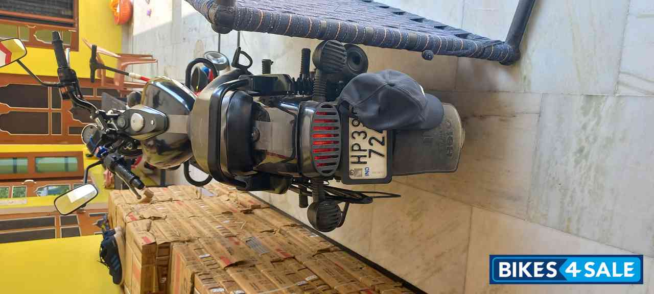 Bajaj Avenger Street 220 Bajaj Avenger Street 220