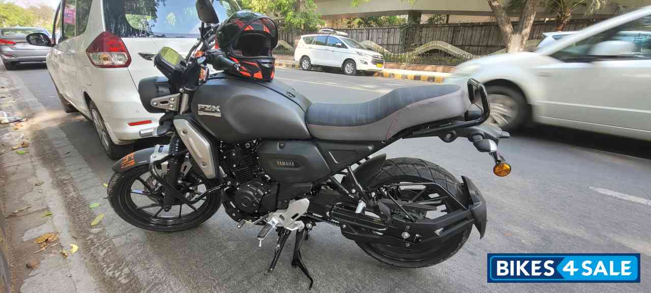 Matte Black Yamaha  FZ X