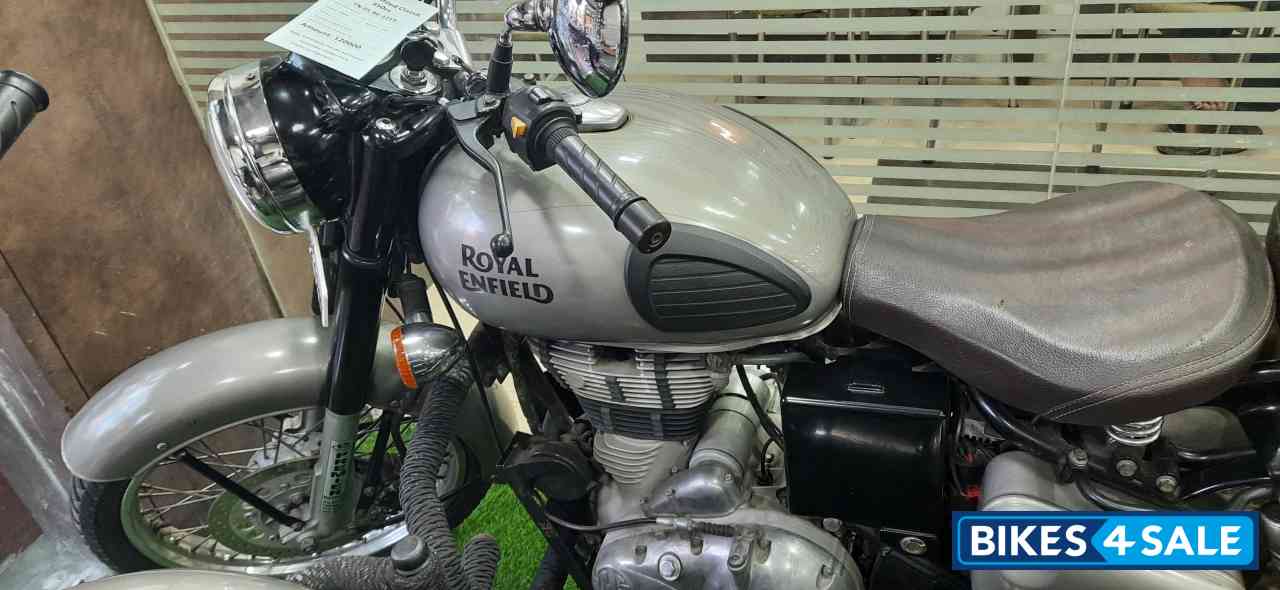 Gun Metal Grey Royal Enfield Classic Gunmetal Grey Gun Metal Grey Royal Enfield Classic Gunmetal Grey