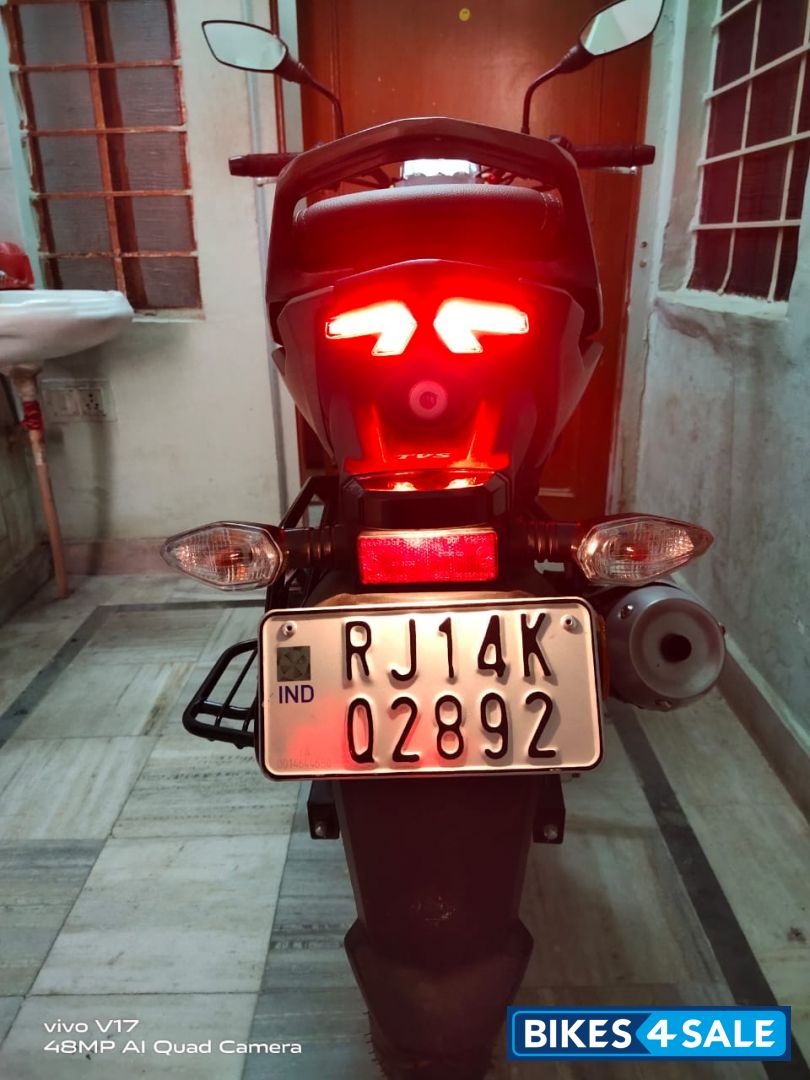 Yellow TVS Raider 125 Yellow TVS Raider 125