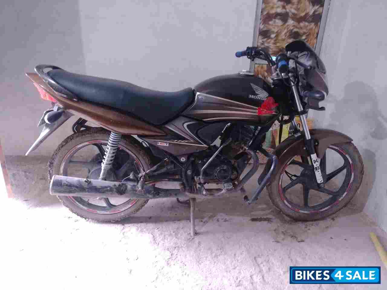 honda dream yuga bs4 on road price