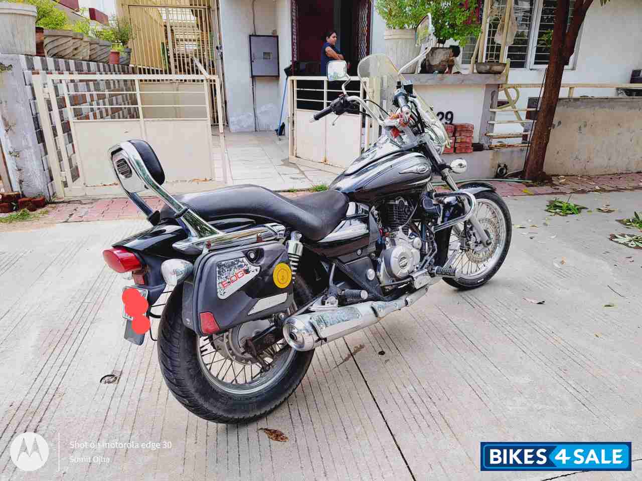 Ebony Black Bajaj Avenger Cruise 220 Ebony Black Bajaj Avenger Cruise 220