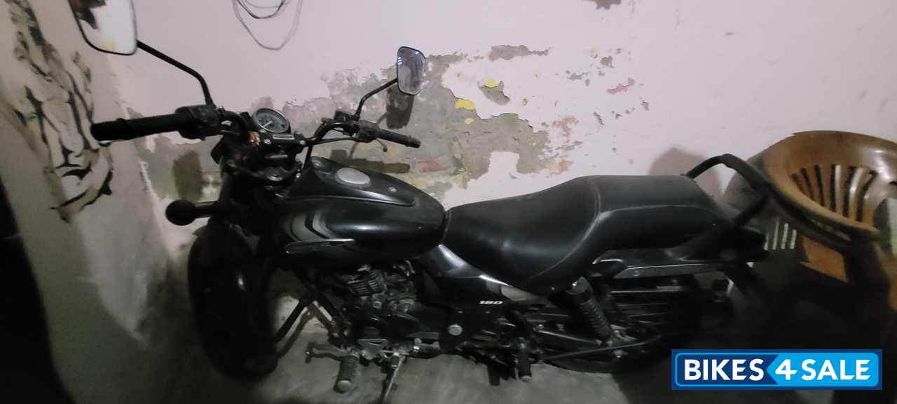 Bajaj Avenger Street 180 Bajaj Avenger Street 180