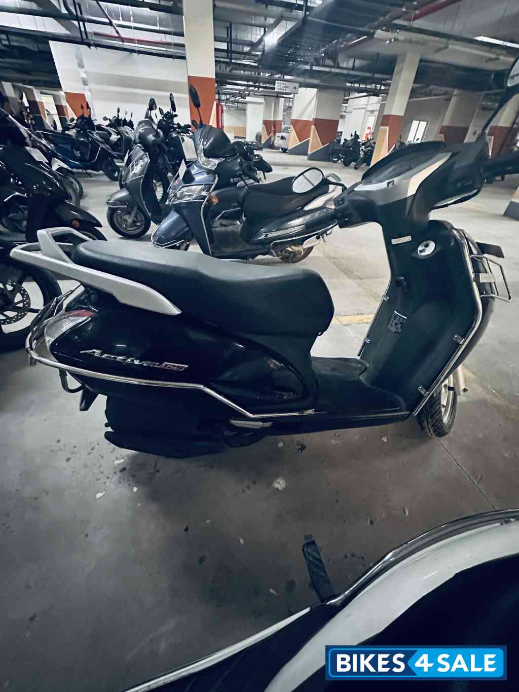 Black Honda Activa 125 Black Honda Activa 125