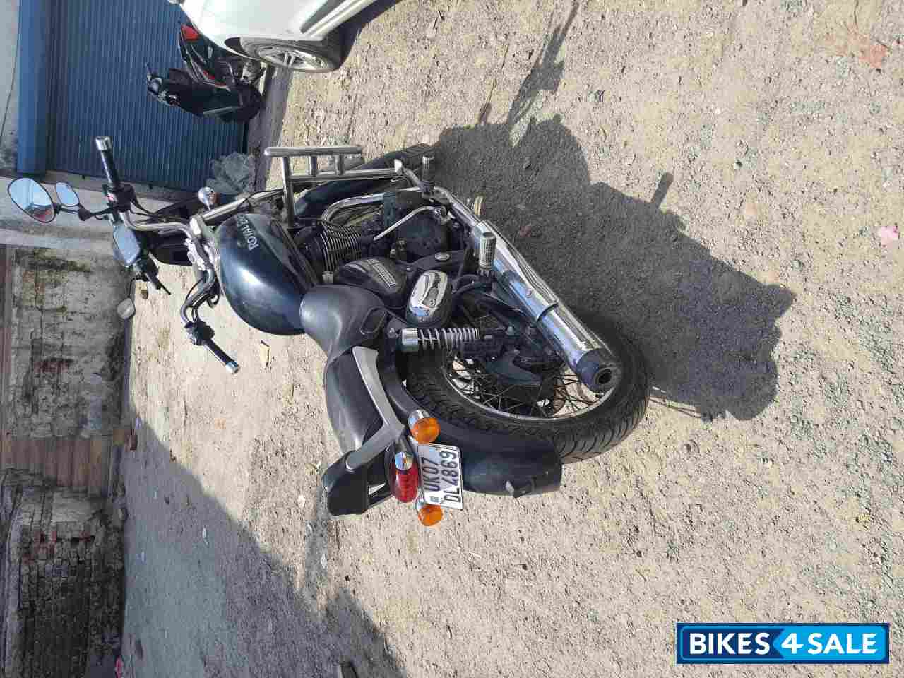 Royal Enfield Thunderbird 350 Royal Enfield Thunderbird 350