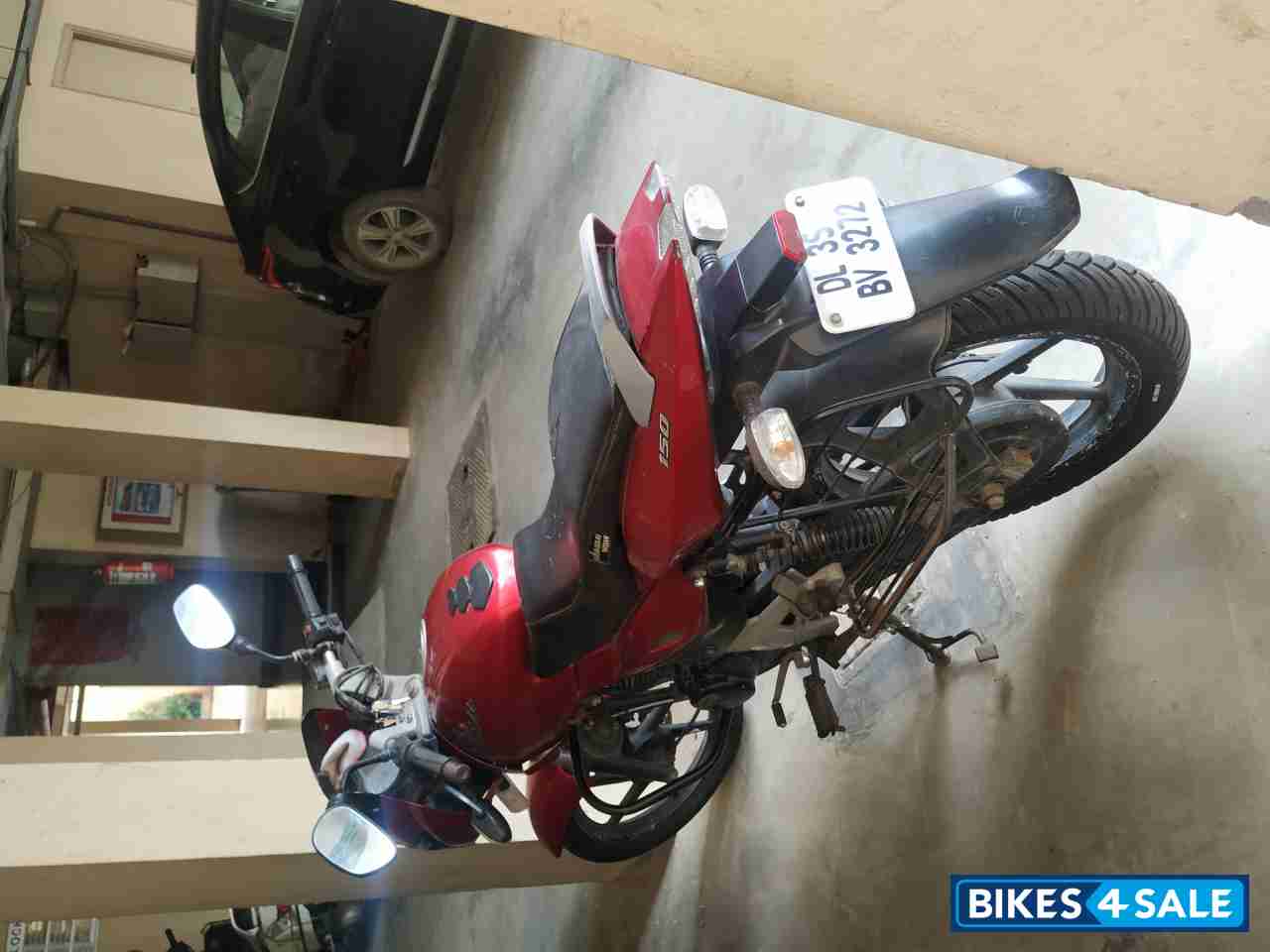 Wine Red Bajaj Pulsar 150 DTSi Wine Red Bajaj Pulsar 150 DTSi