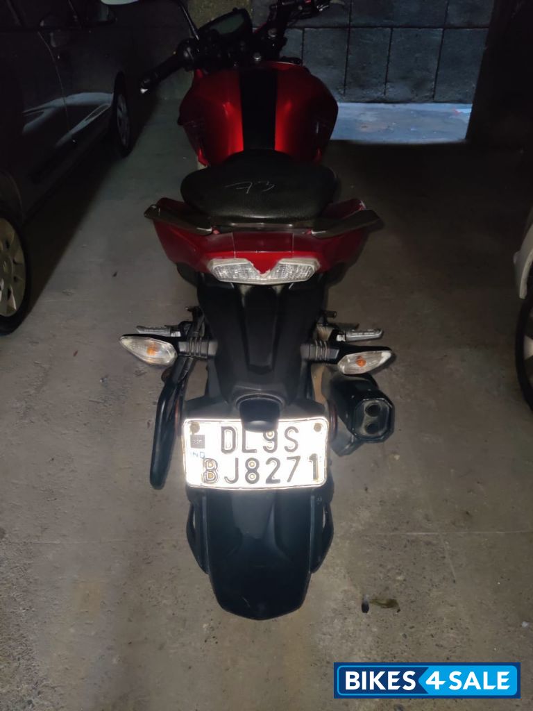 Red TVS Apache RTR 200 4V