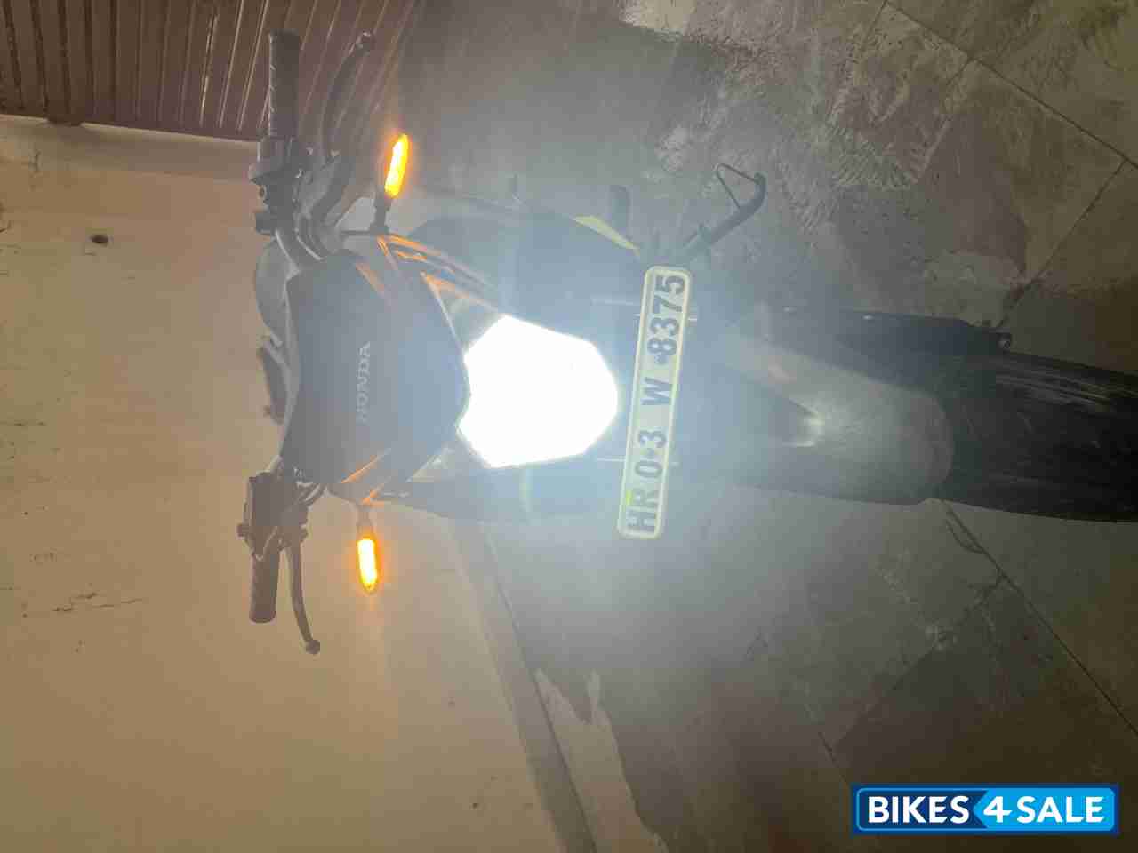 Black Neon Honda CB Hornet 160R Black Neon Honda CB Hornet 160R