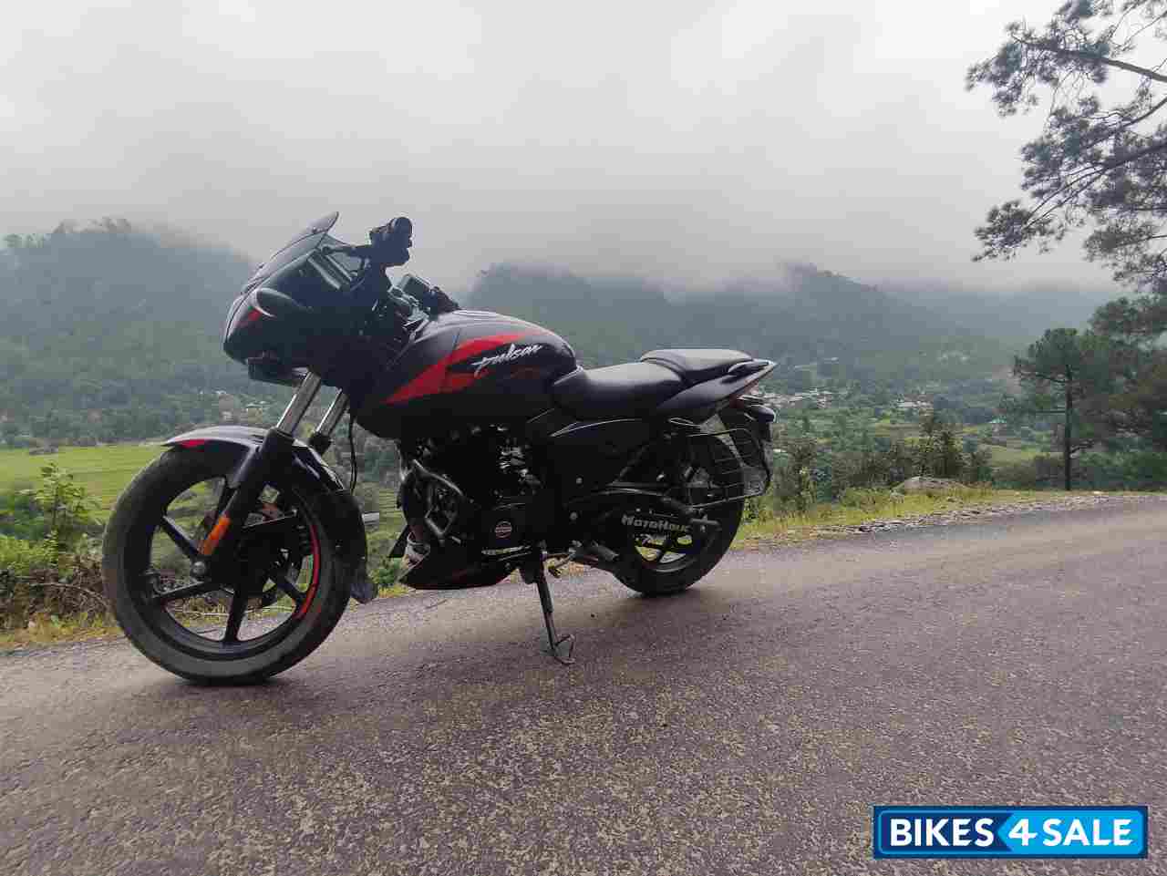 Bajaj Pulsar 150 Twin Disc BS6 Bajaj Pulsar 150 Twin Disc BS6