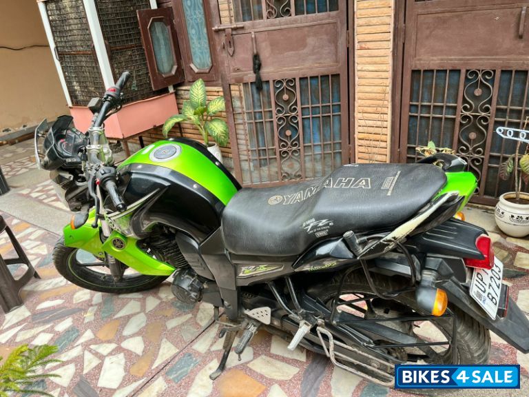 Yamaha FZ-S Yamaha FZ-S