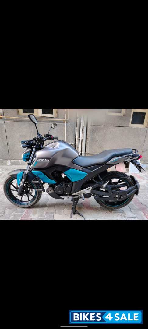 Cyan Grey Yamaha FZ-S FI V3