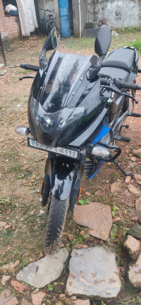 Bule Balck Bajaj Pulsar 220F BS6