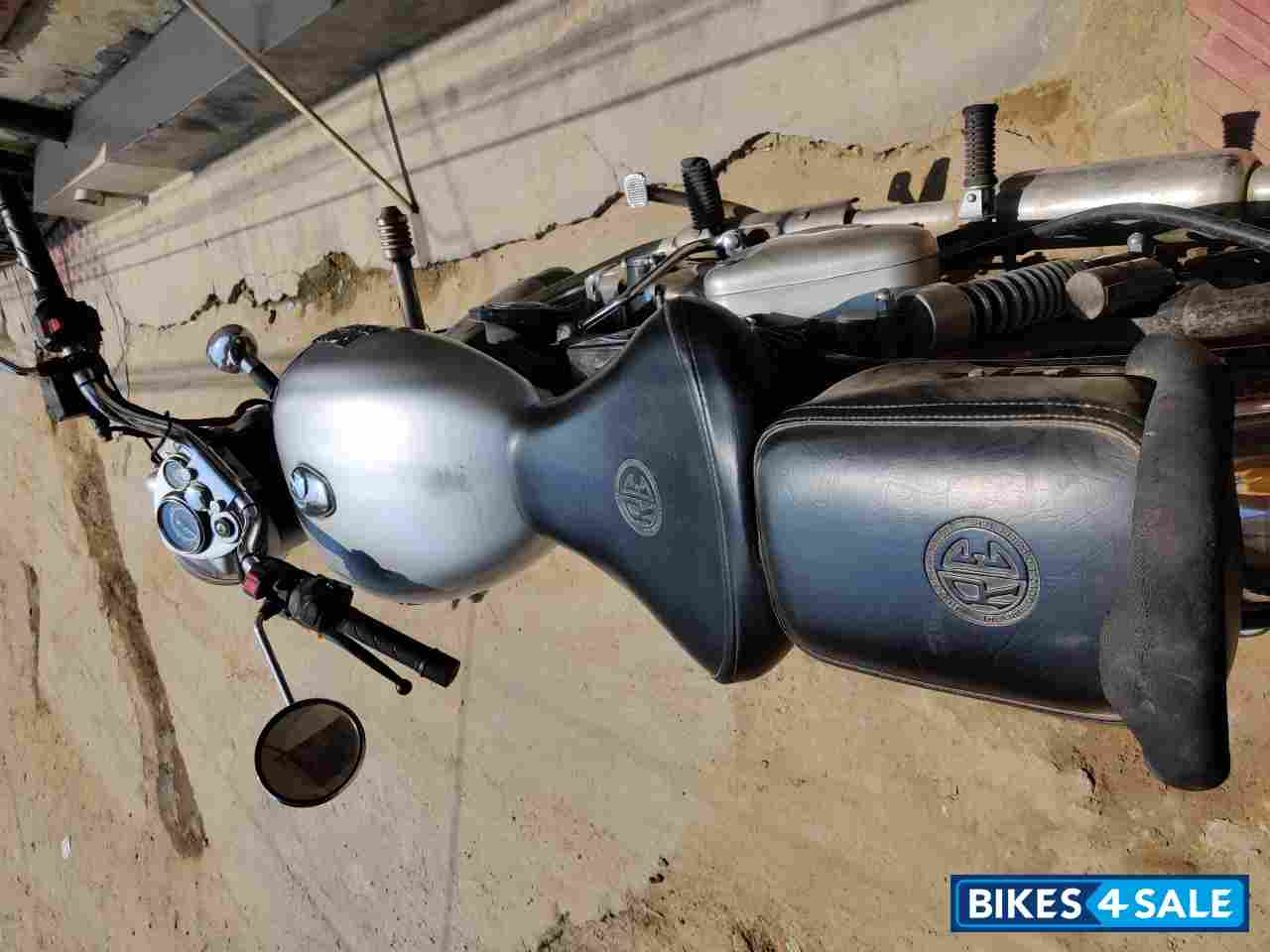 Royal Enfield Bullet 350 Twinspark Royal Enfield Bullet 350 Twinspark