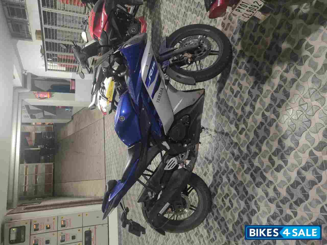 Yamaha YZF R15 V2 Yamaha YZF R15 V2
