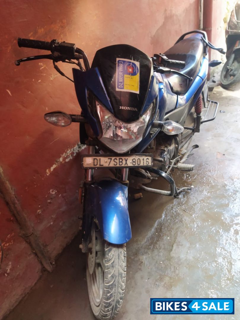 Blue Honda Livo 110 Blue Honda Livo 110