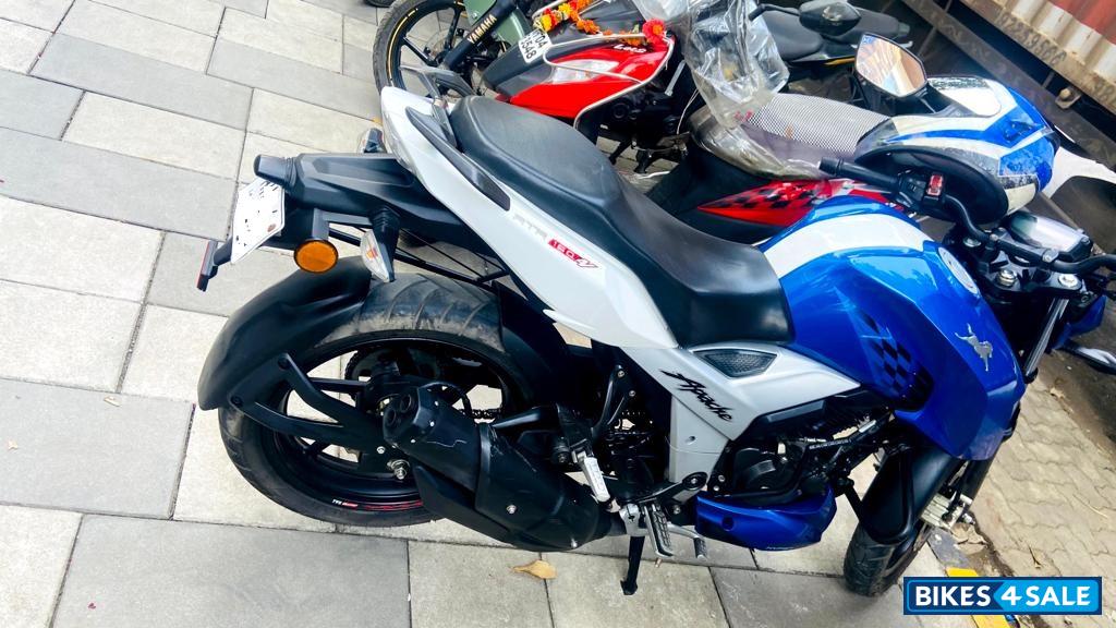Blue TVS Apache RTR 160 4V Blue TVS Apache RTR 160 4V