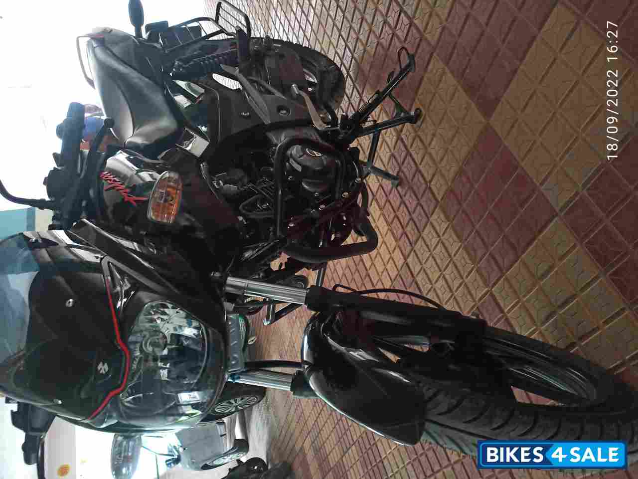 Bajaj Pulsar 125 Neon Bajaj Pulsar 125 Neon