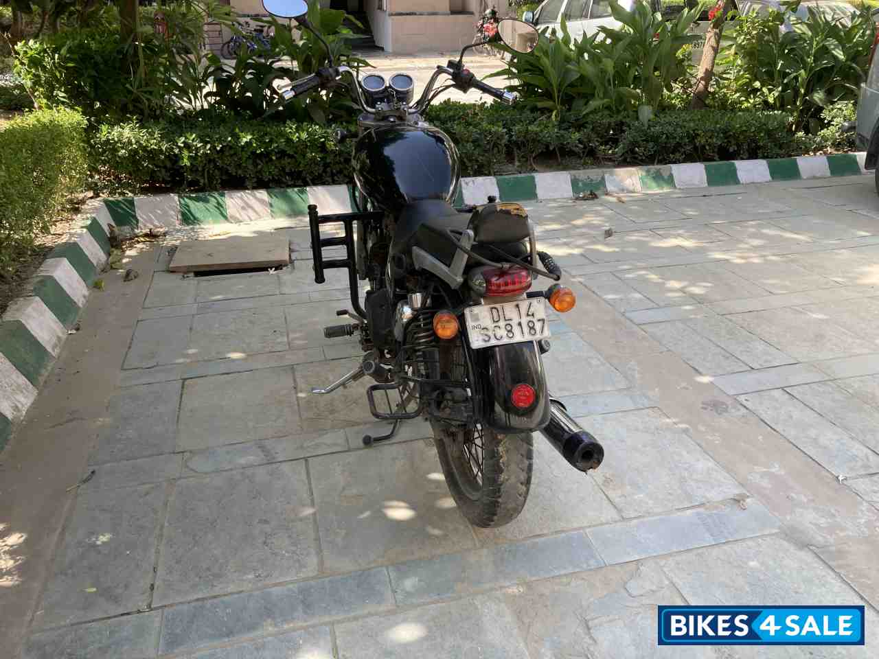 Royal Enfield Thunderbird 350 Royal Enfield Thunderbird 350